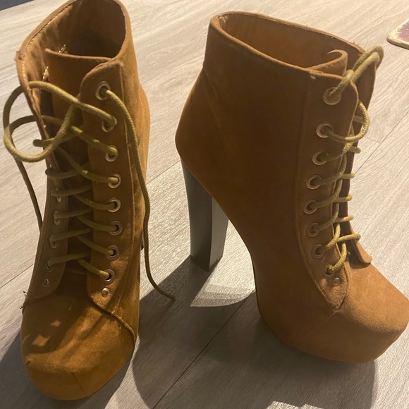 Platform boots - Picture 2 of 3